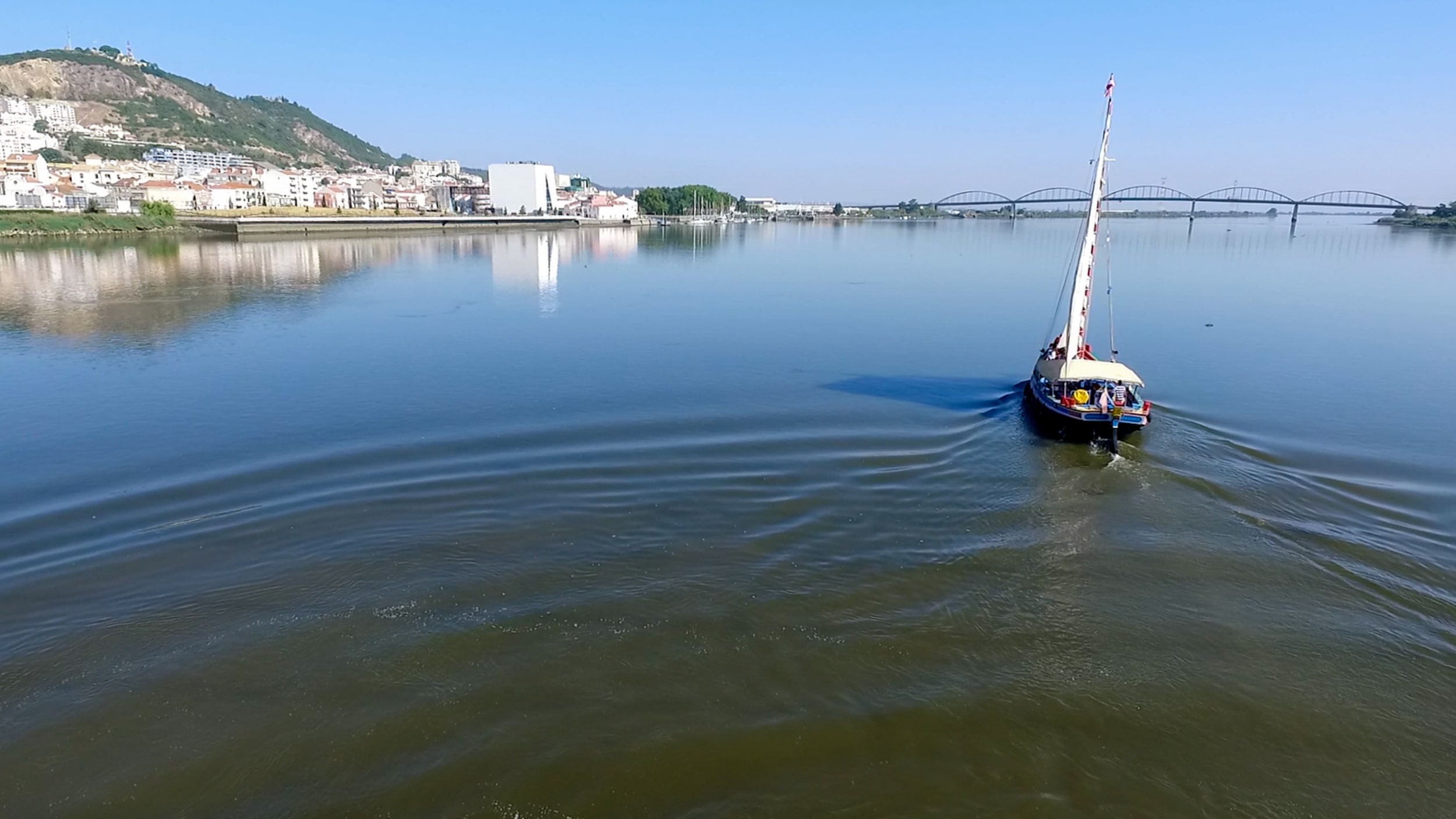 Turismo Fluvial | Visitas ao Barco Varino Liberdade