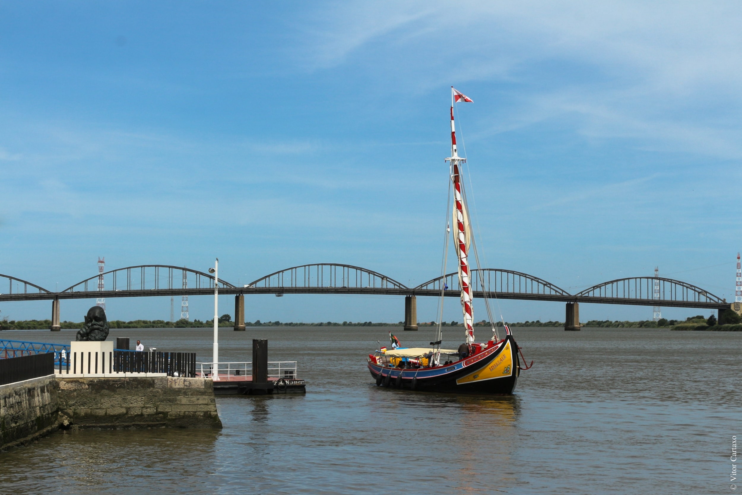 Turismo Fluvial | Visitas ao Barco Varino Liberdade