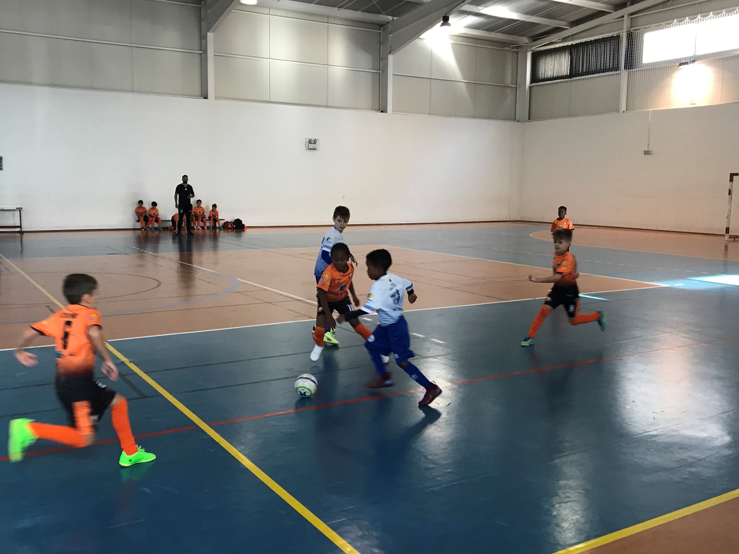 Escola EB 2,3 Soeiro Pereira Gomes em Alhandra acolhe a 6.ª jornada de futsal na categoria Traquinas