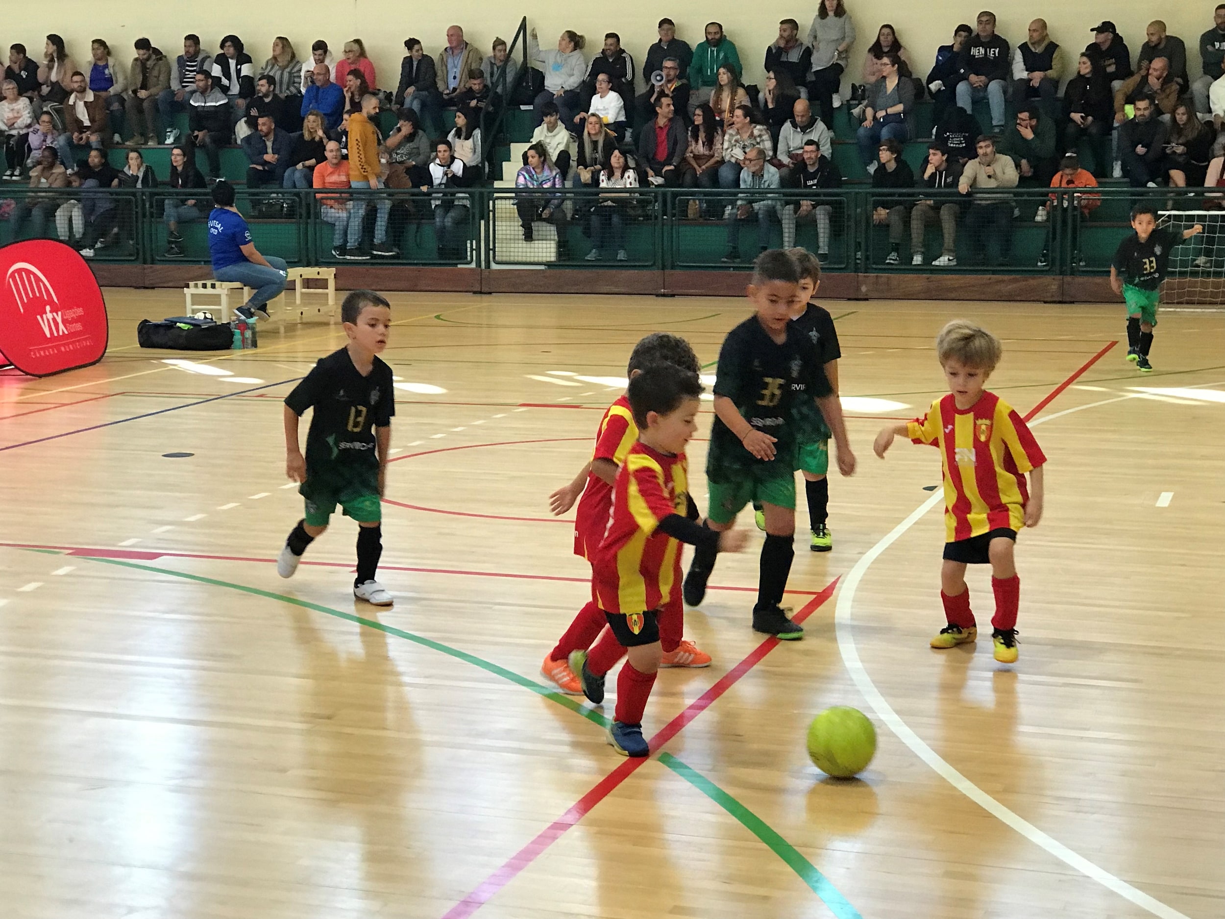 5º. encontro de Futsal petizes joga-se no Pavilhão Municipal do Olival de Fora em Vialonga