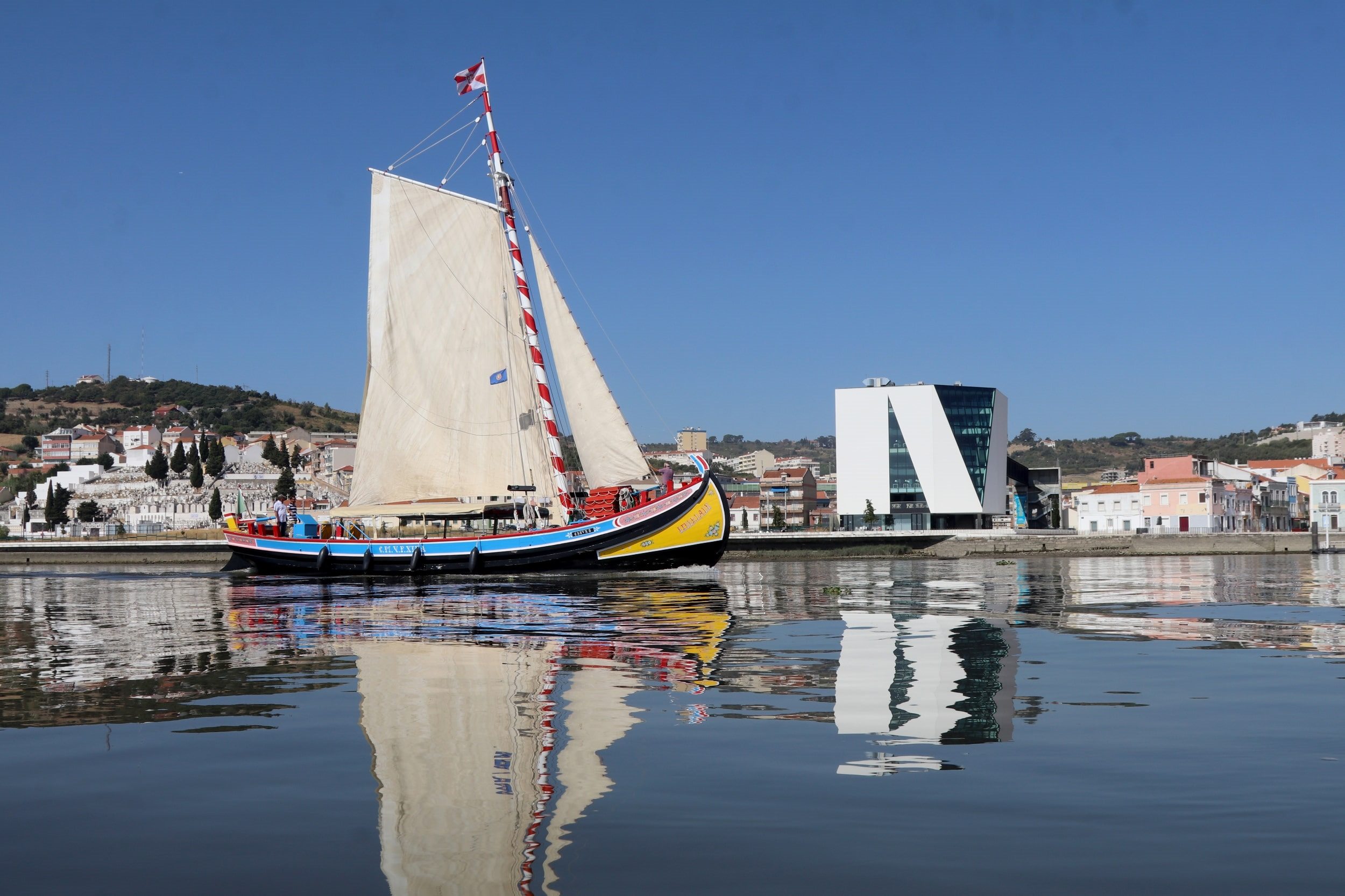 Turismo Fluvial | Visitas ao Barco Varino Liberdade