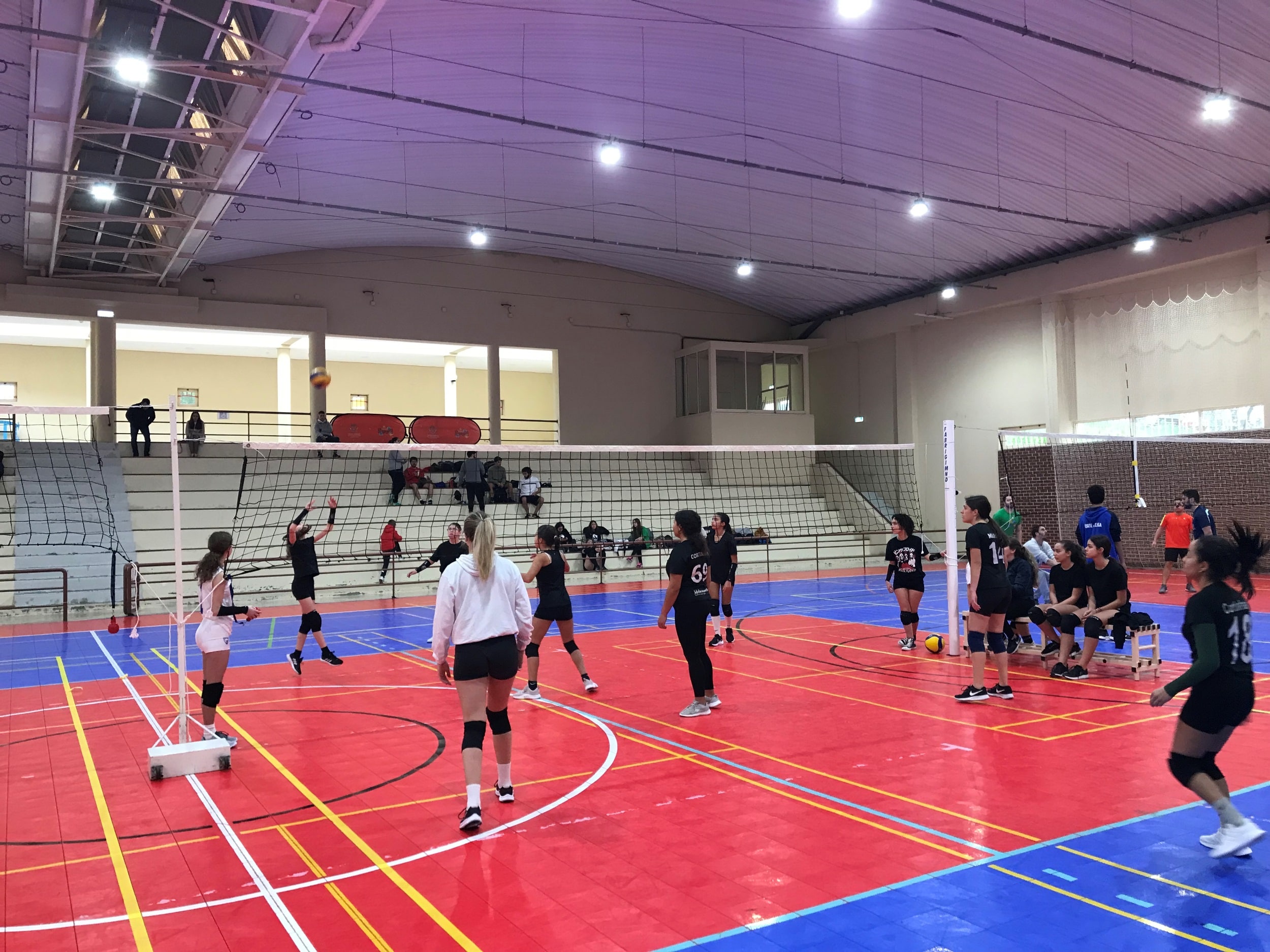 Voleibol e Futsal são as modalidades em foco no Programa Encontros Desportivos Concelhios – XIRA2025