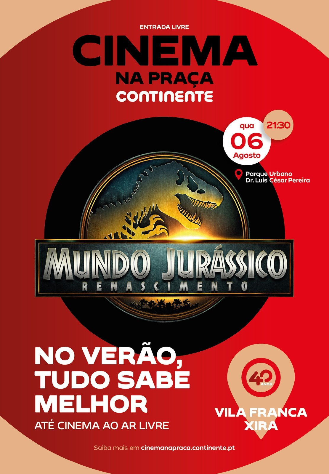 "Cinema na Praça"