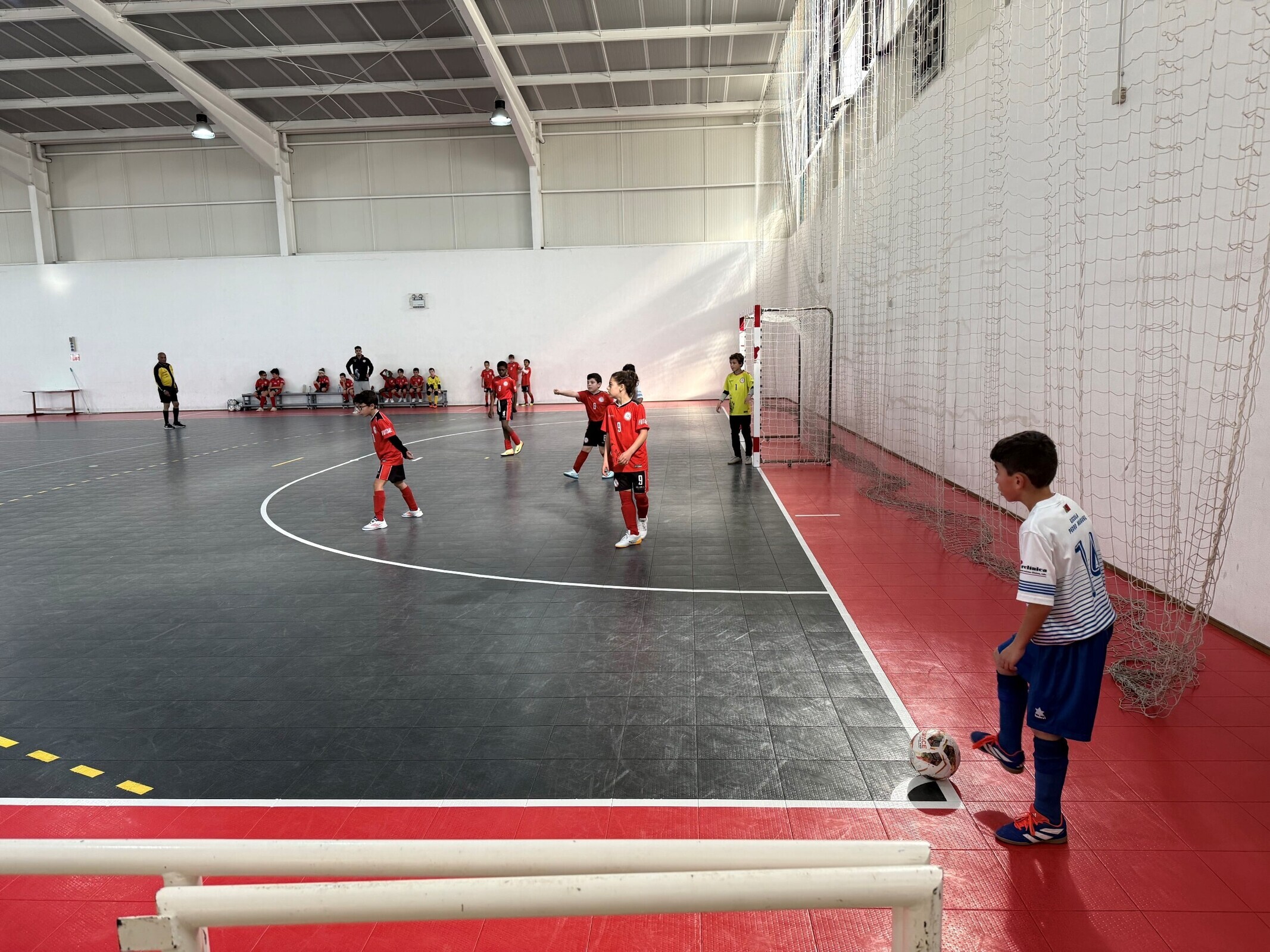 Futsal na categoria de benjamins em mais uma jornada dos “Encontros Desportivos Concelhios”