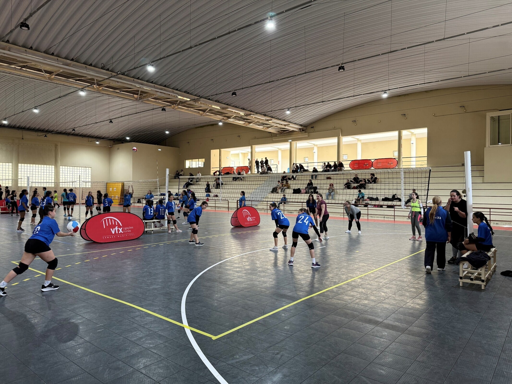Voleibol e Futsal são as modalidades em foco no Programa Encontros Desportivos Concelhios – XIRA2026